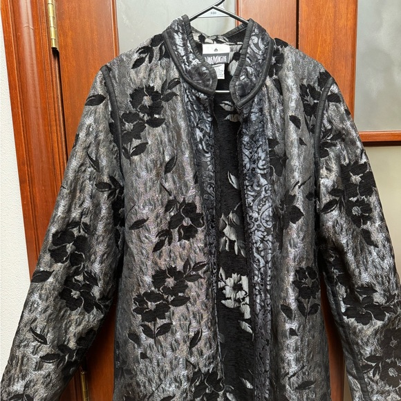 Jacket - Picture 1 of 5